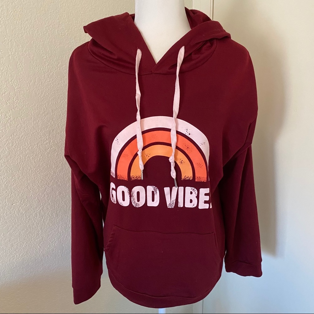 4/$25 Good vibes maroon hoodie size medium